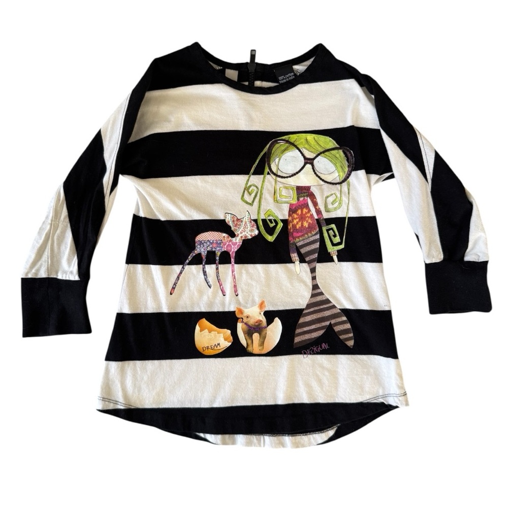 Desigual Girls Black and White Long Sleeve Tee with Graphic Design - Size 9/10!